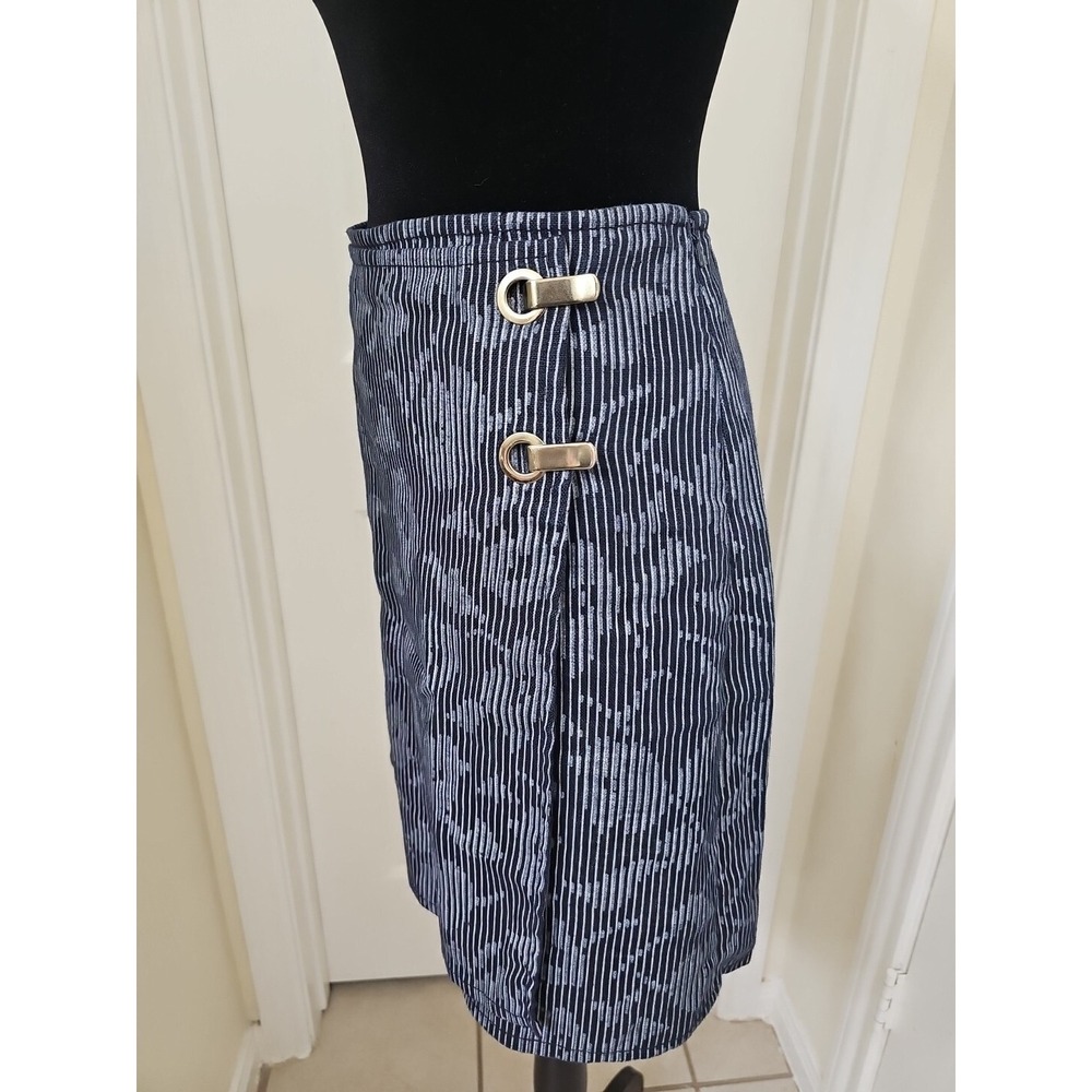 Faux Wrap Linen Skirt Silver Buckle Accent Blue Floral Print Denim Sz 4